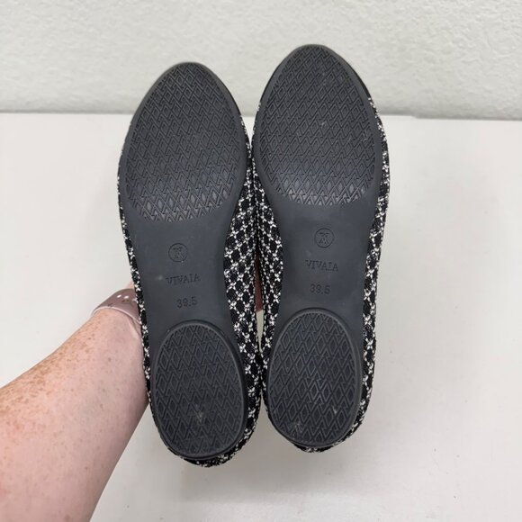 Vivaia Almond Toe Black Tweed Knit Slip On Ballet Flats Shoes Womens 39.5 US 8.5 - Picture 9 of 9